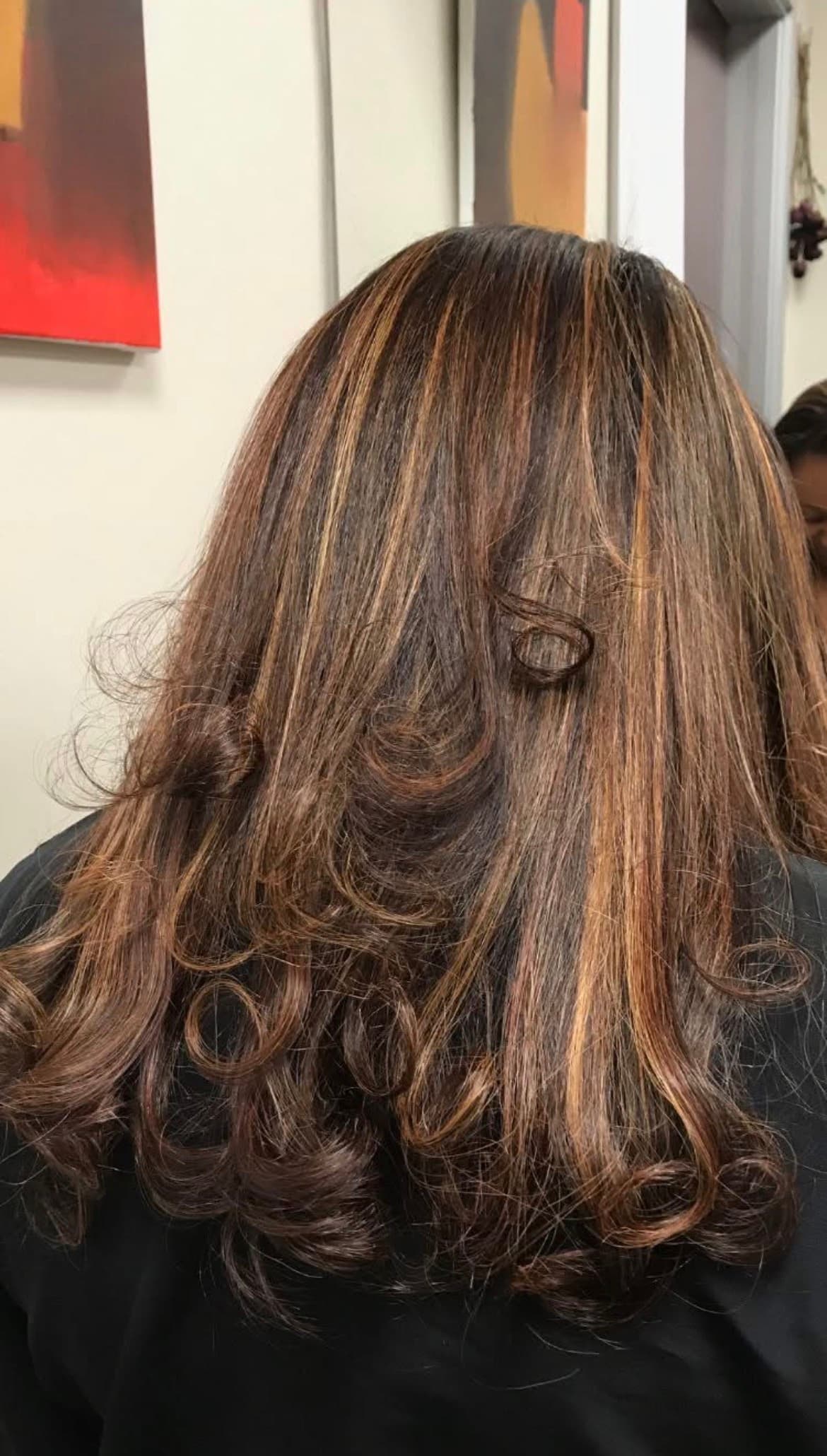 Vivid color finish