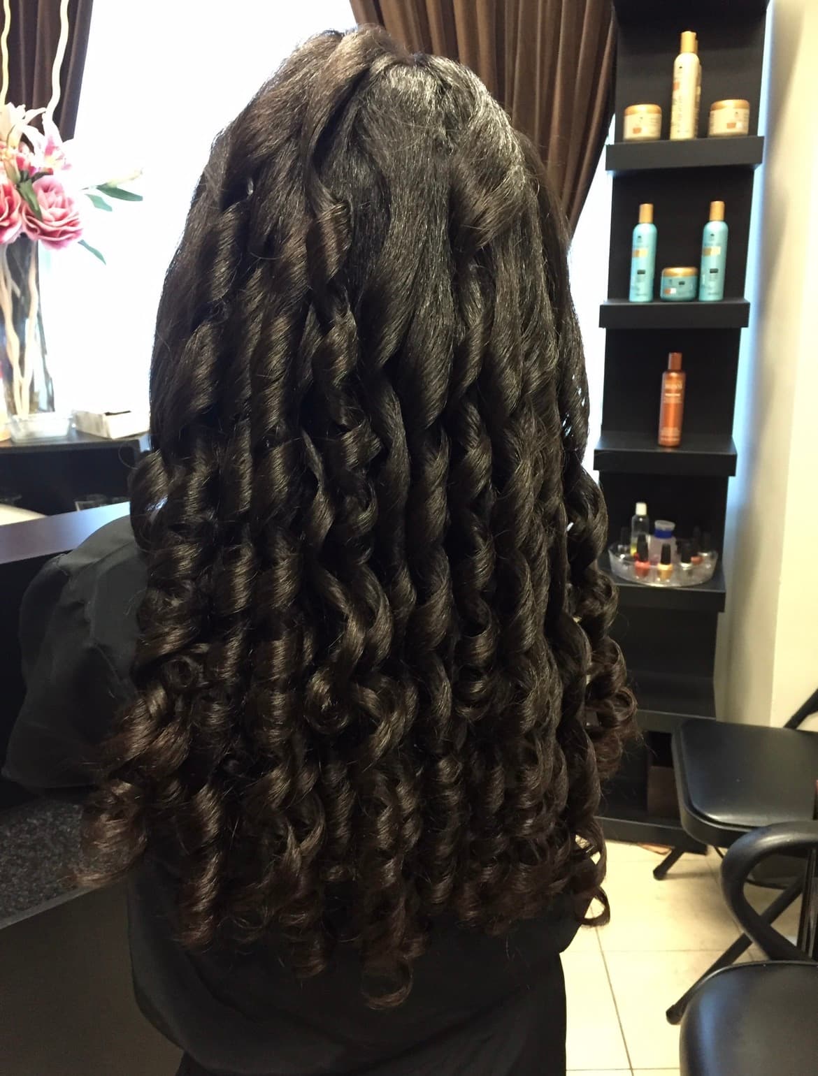 Cascading spiral curls